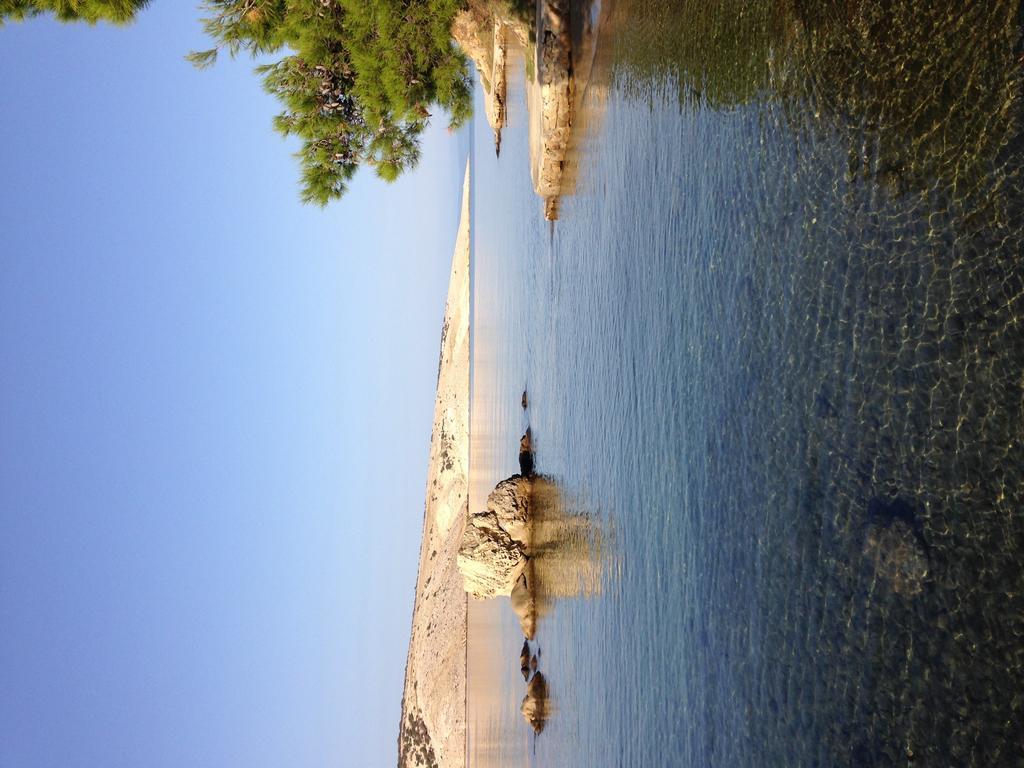 Guesthouse Tariba Supetarska Draga Δωμάτιο φωτογραφία