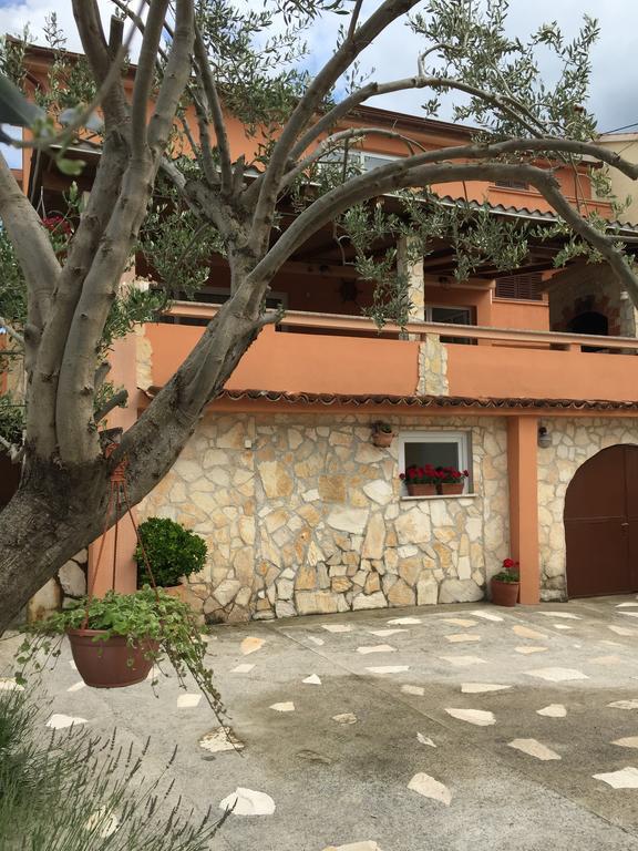 Guesthouse Tariba Supetarska Draga Εξωτερικό φωτογραφία