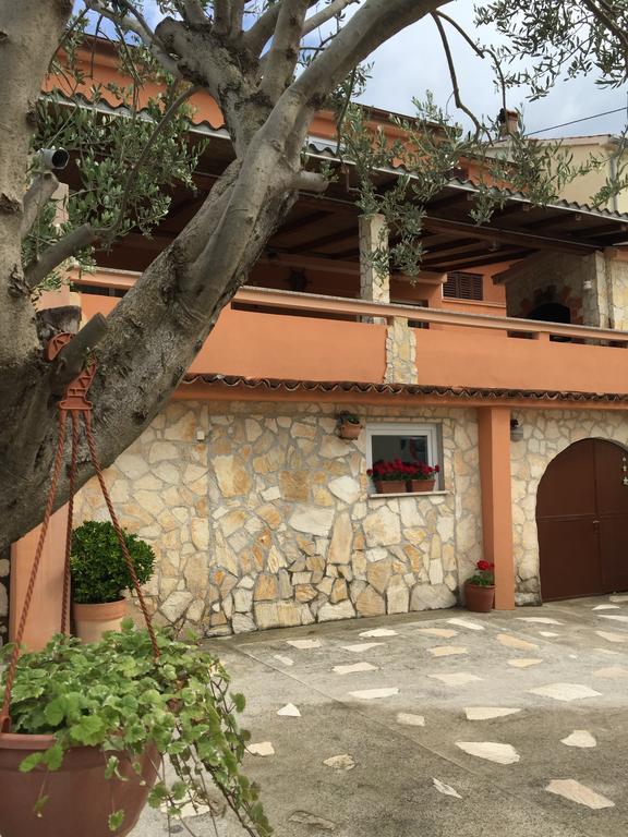 Guesthouse Tariba Supetarska Draga Εξωτερικό φωτογραφία