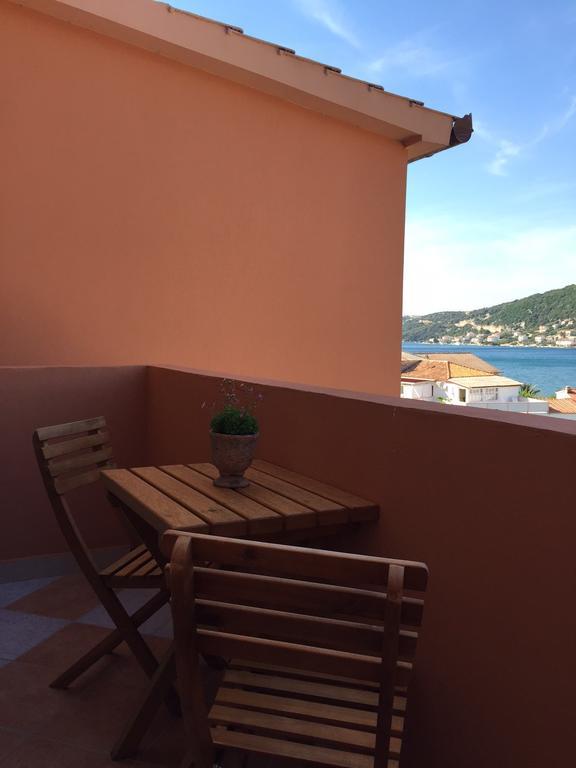 Guesthouse Tariba Supetarska Draga Εξωτερικό φωτογραφία